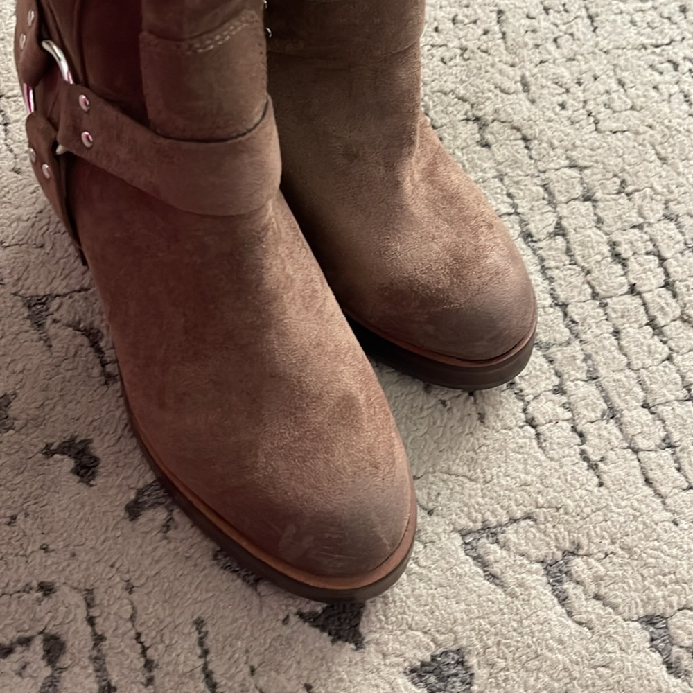Steve Madden Tan Heeled Boots - Picture 3 of 4
